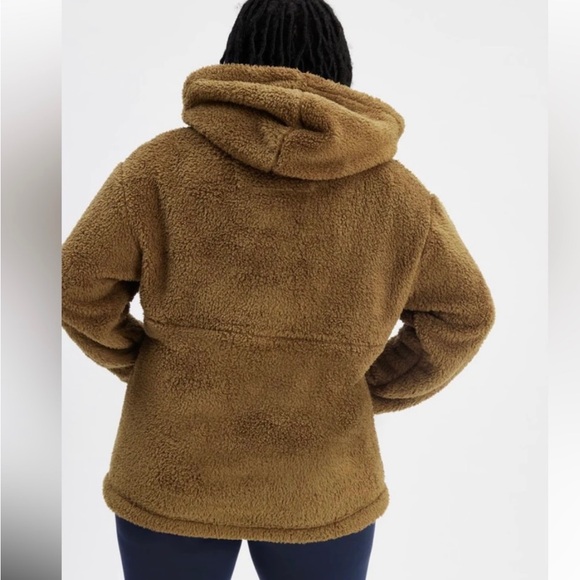 GIRLFRIEND COLLECTIVE Dark Olive Recycled 1/2-Zip Fleece in Green/Yellow - Picture 3 of 5